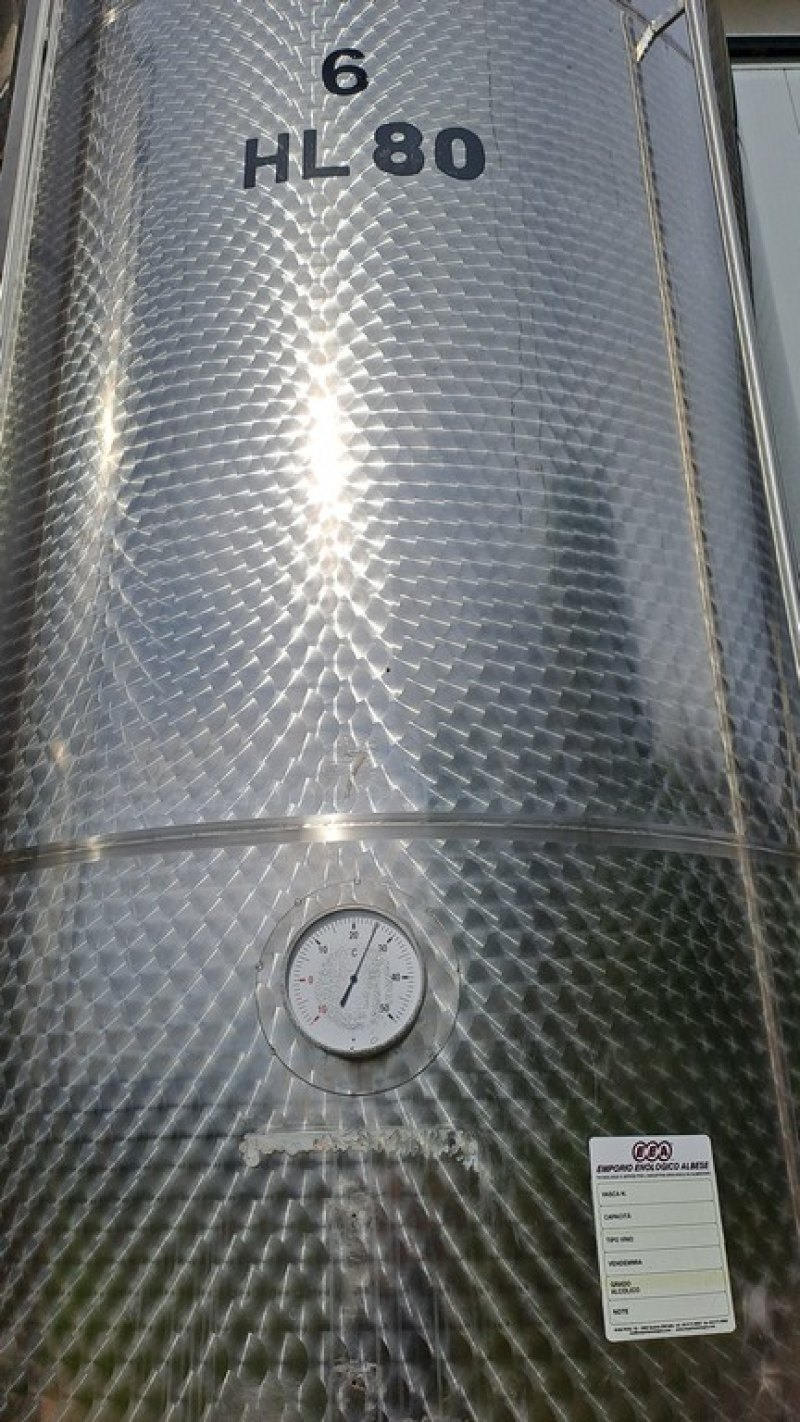 STAINLESS STEEL TANK 8.000 LITERS (80 HL), STORAGE MODEL TOTALLY INSULATED, PRESSURE ROUNDED BOTTOMS, SECOND HAND EQUIPMENT