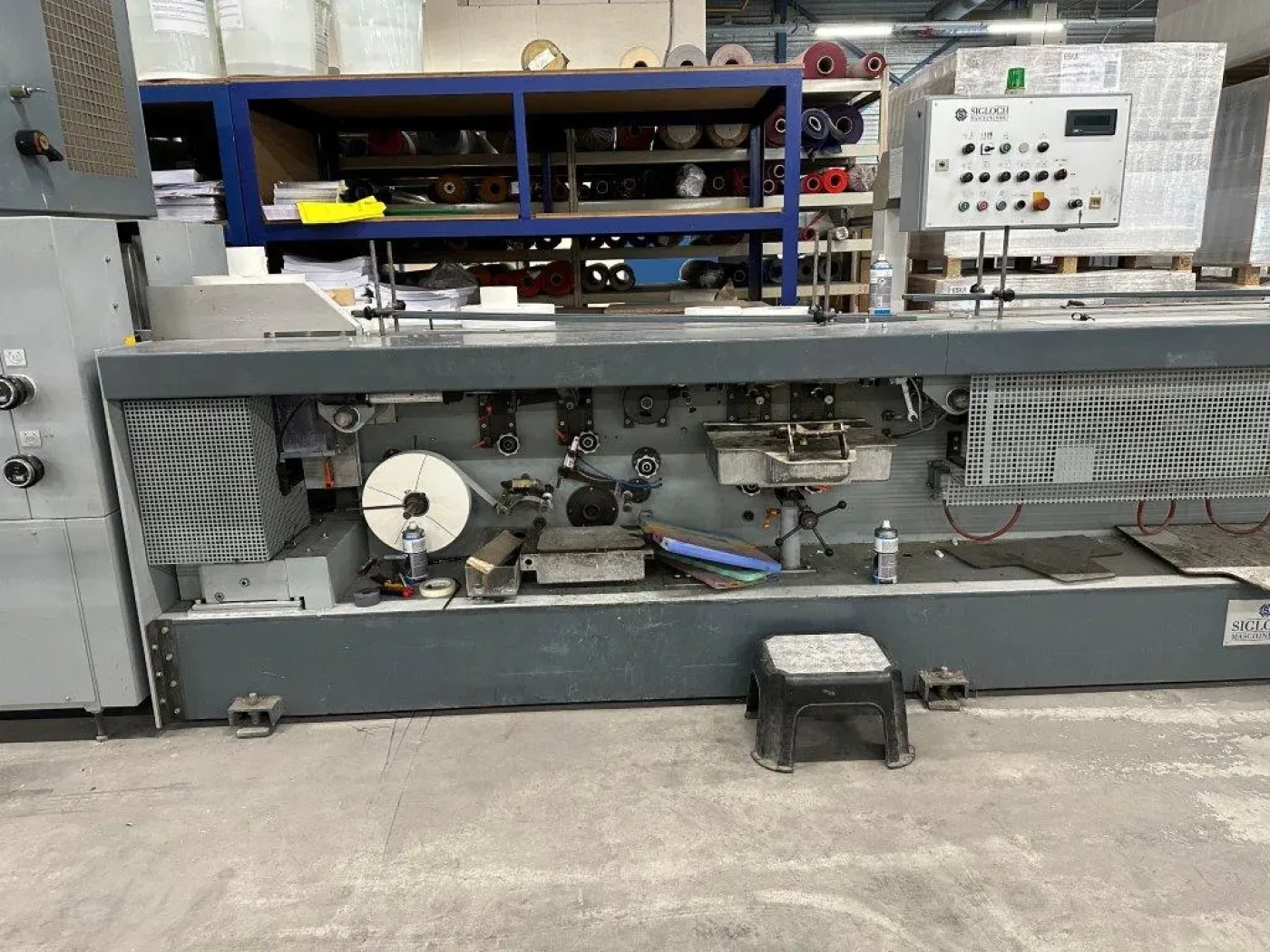Sigloch SB 6000 bookback gluing and lining machine - 4