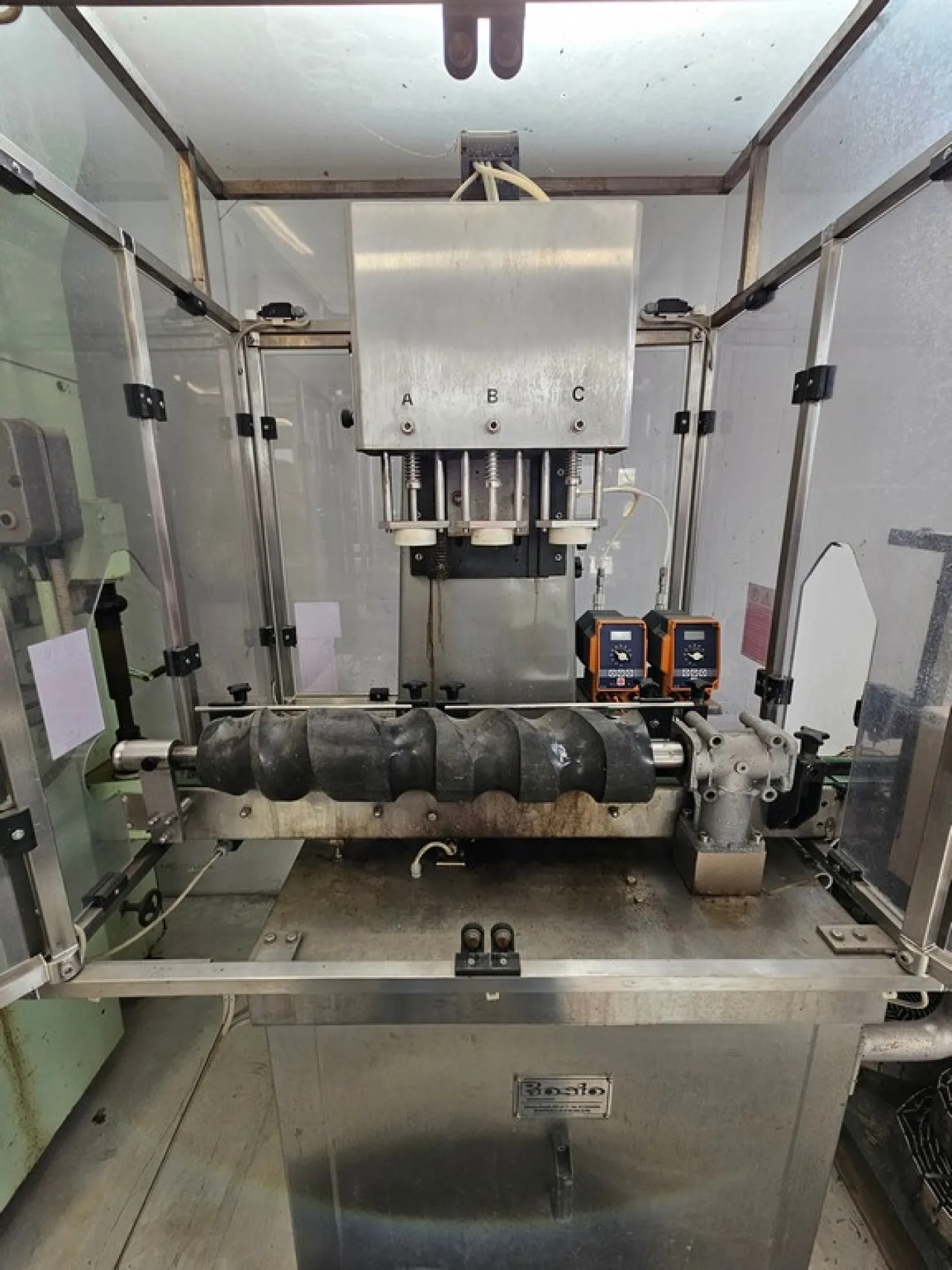 STERILIZER FOR INJECTING SULFUR DIOXIDE INTO BOTTLES, BOSIO BRAND, SECOND-HAND MACHINE - 7