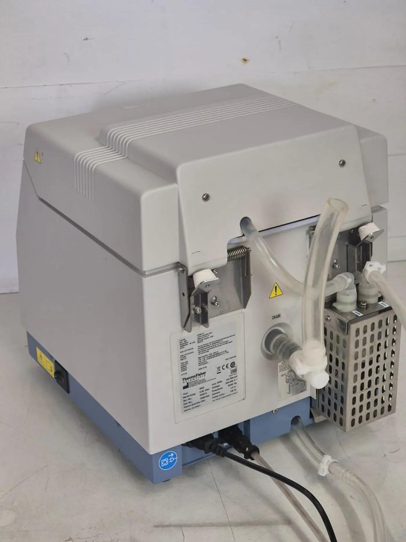 Thermo Scientific CW3 Cell Washer - 2