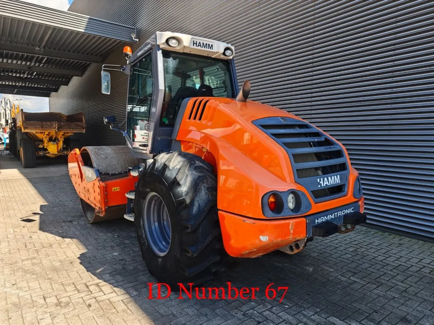 Hamm H16i - 3