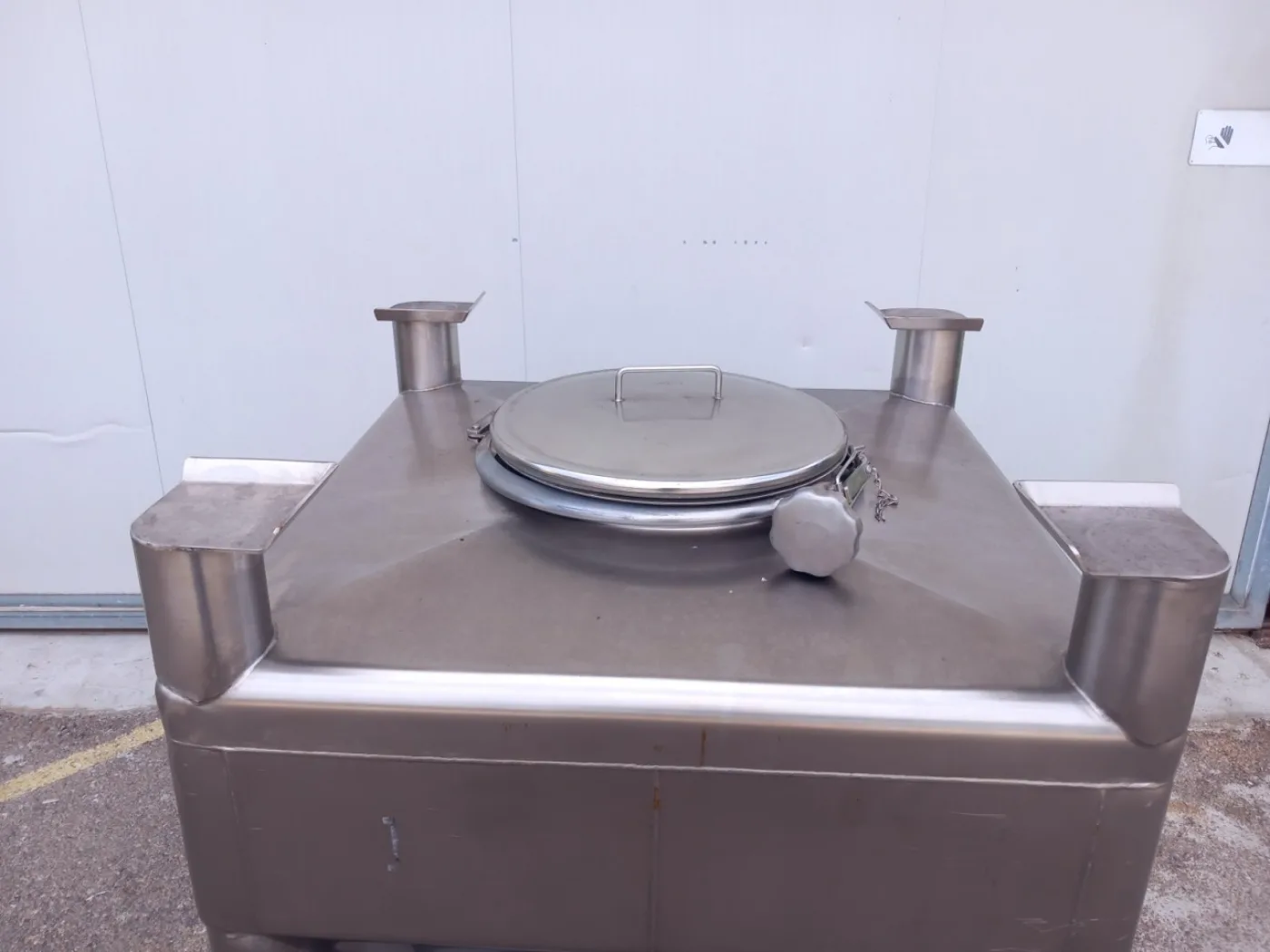 BIN ACCIAIO IBC (CONTENITORE PER MERCE SFUSA) – CORA – MOD. 300 L - 2