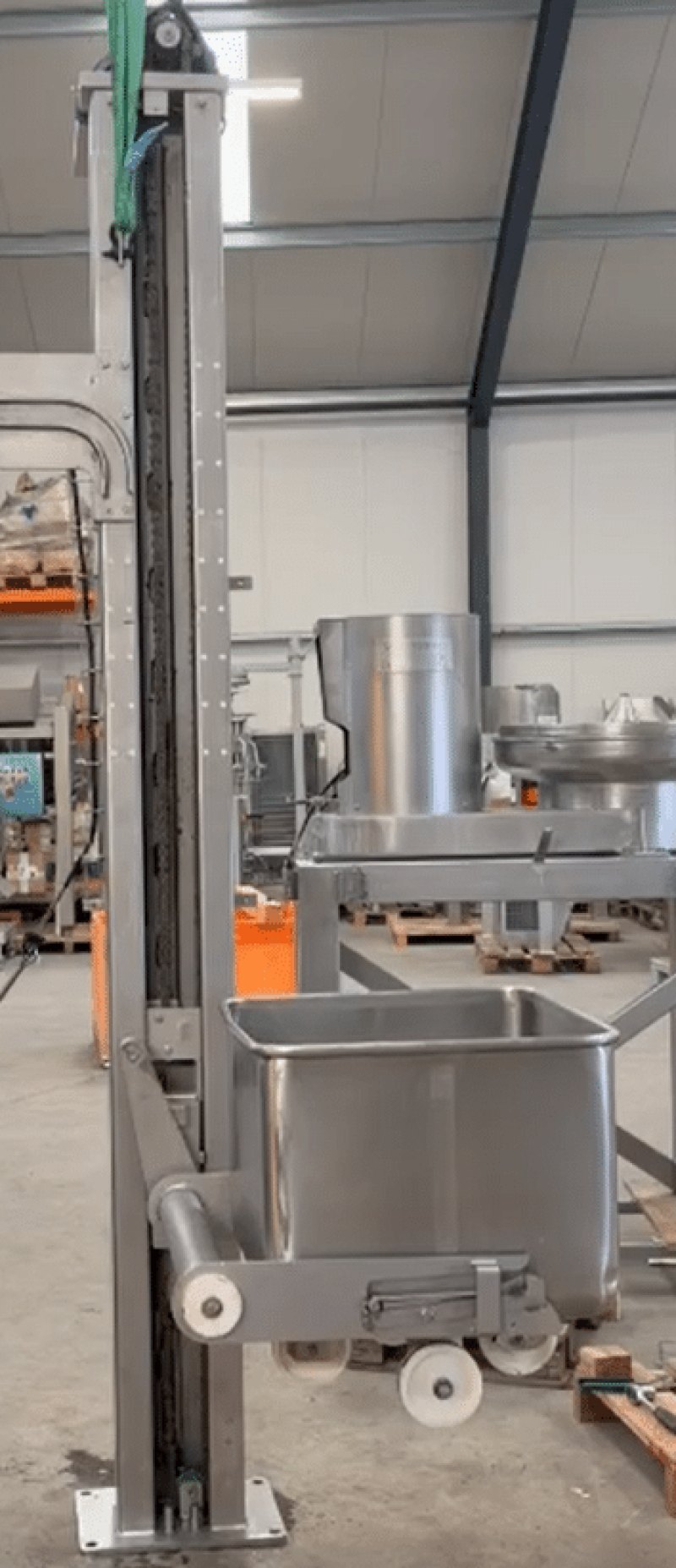 Column lifters, La Parmentiere