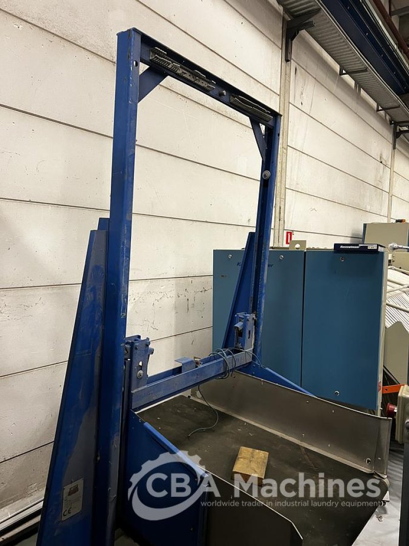 2002 Shuttle Arista EHF100
