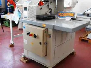 TRONCATRICE IDRAULICA STROMAB MOD. TR600