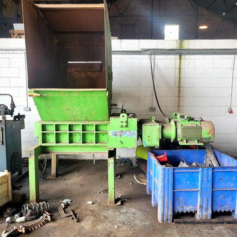 Meltog Heavy Duty Twin-Shaft Shredder W/Ram