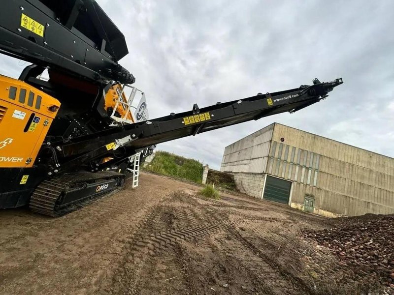 2024 Roco SPRINTER 1500 Screen Screener
