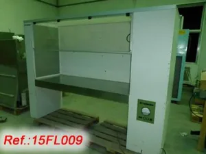 CABINA "TELSTAR" DE SOBREMESA - SUPERFICIE FILTRANTE: 610mm X 935mm