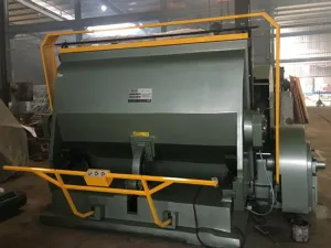 Die cutting and creasing machine 2000
