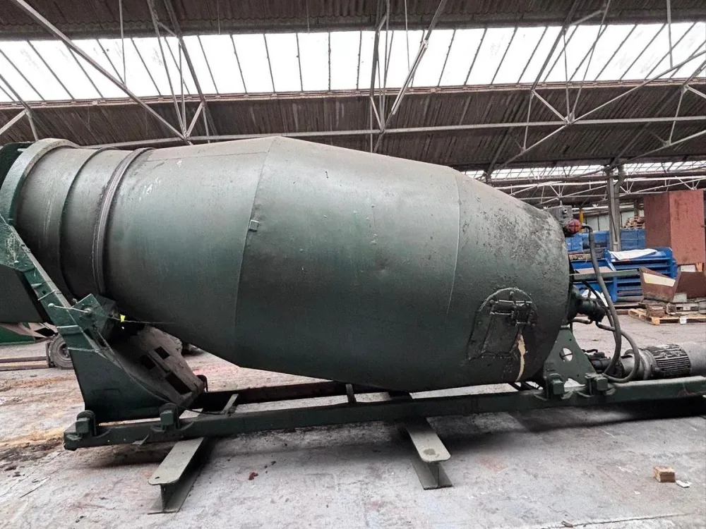 Large Electric Drive Yard Mixer