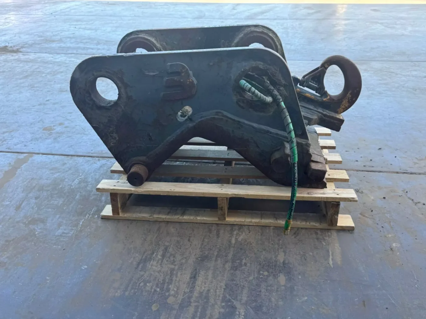 Quick Coupler CW30 excavator - 8