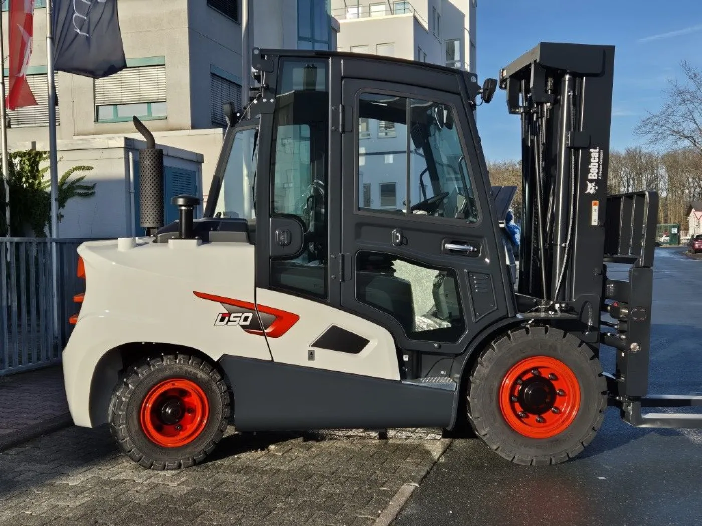 Bobcat D50 C-9/LSP 600 - 3