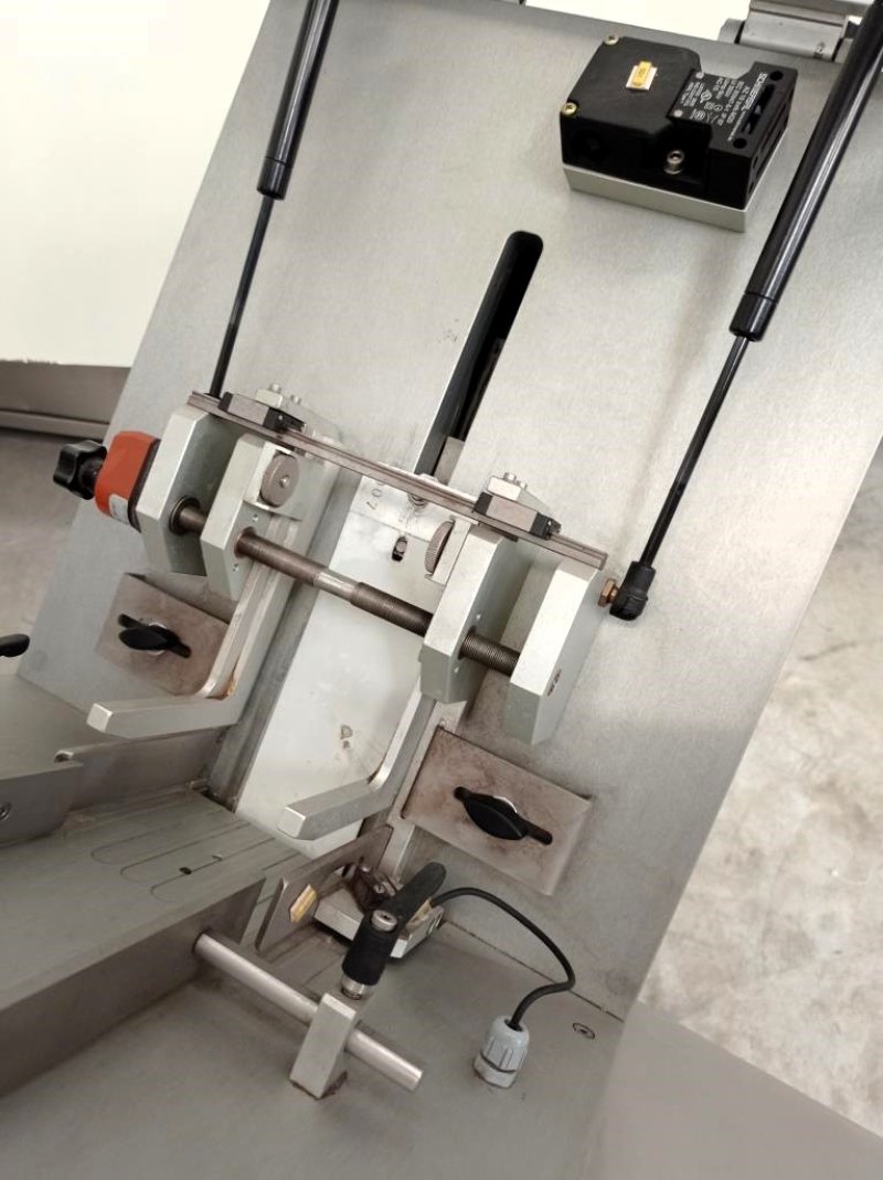 DEBLISTERATRICE – ICS AUTOMAZIONE – MOD. DBS C2