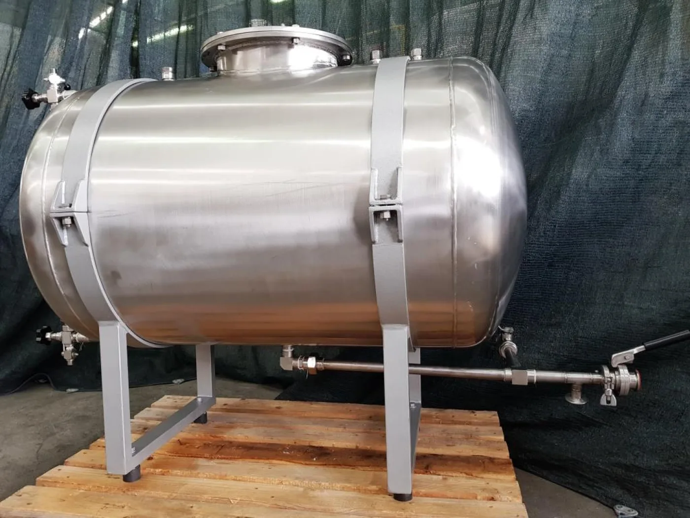 SERBATOIO IN ACCIAIO INOX – MOD. 500 L - 3