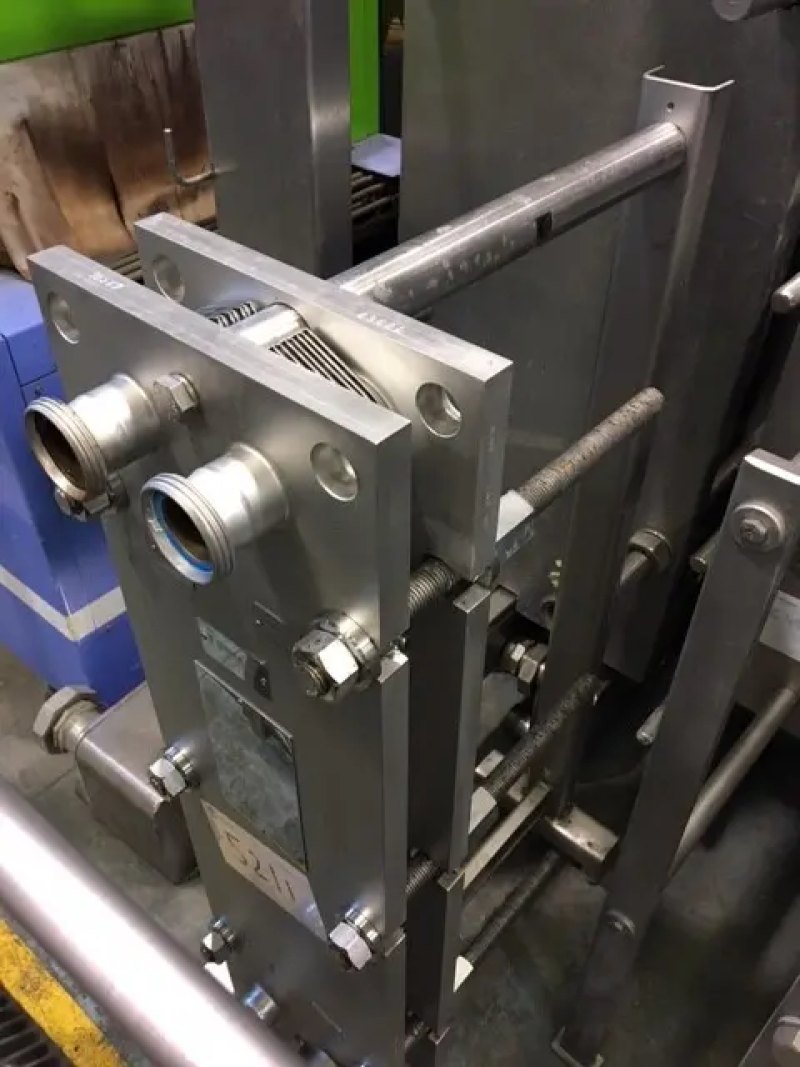 USED API SCHMIDT SIGMA STAINLESS STEEL PLATE EXCHANGER