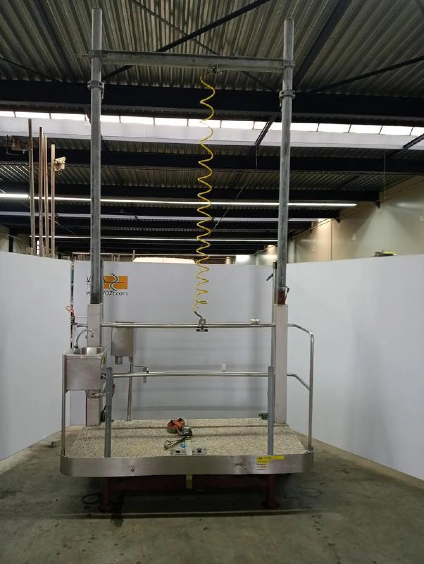 Movable platform - 2