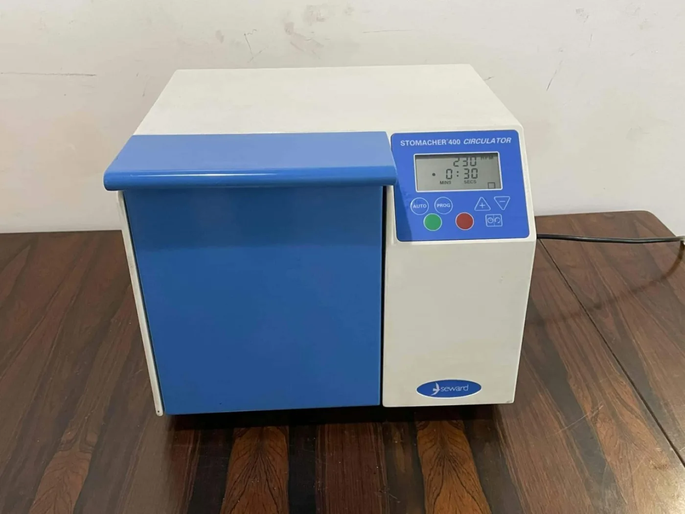 Seward Stomacher 400 Pedaal Menger - 1
