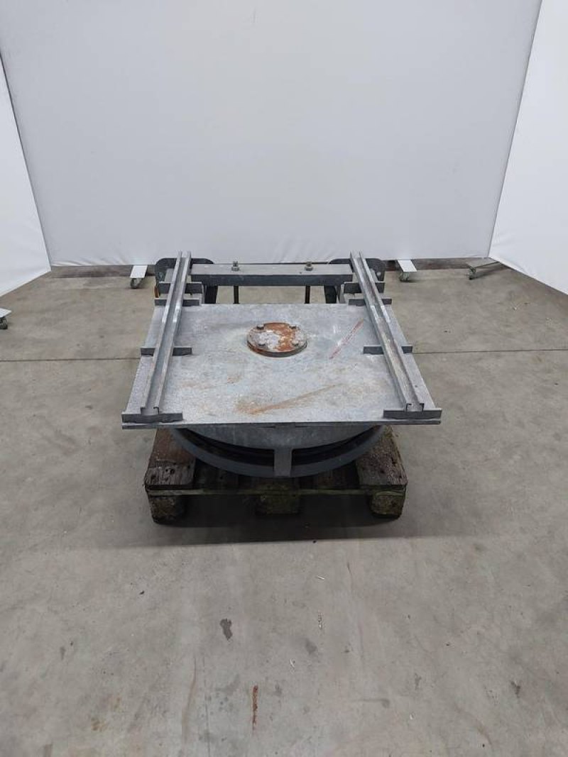 Corner wheel 180°