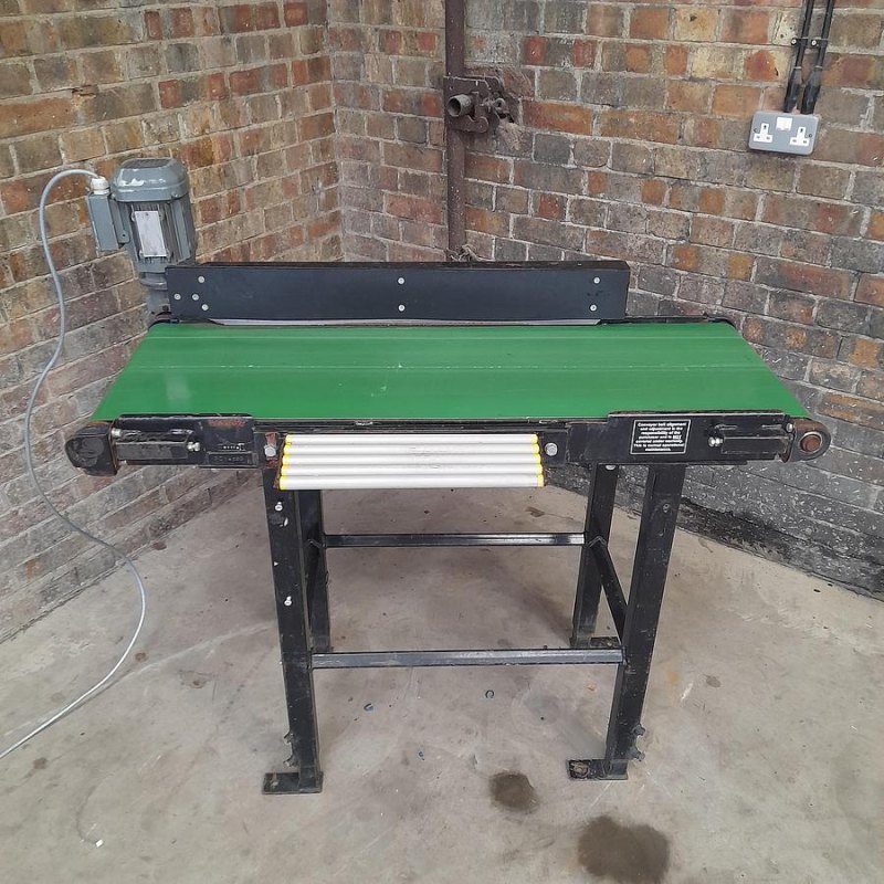 W J Murray Engineering Ltd Straight Conveyor