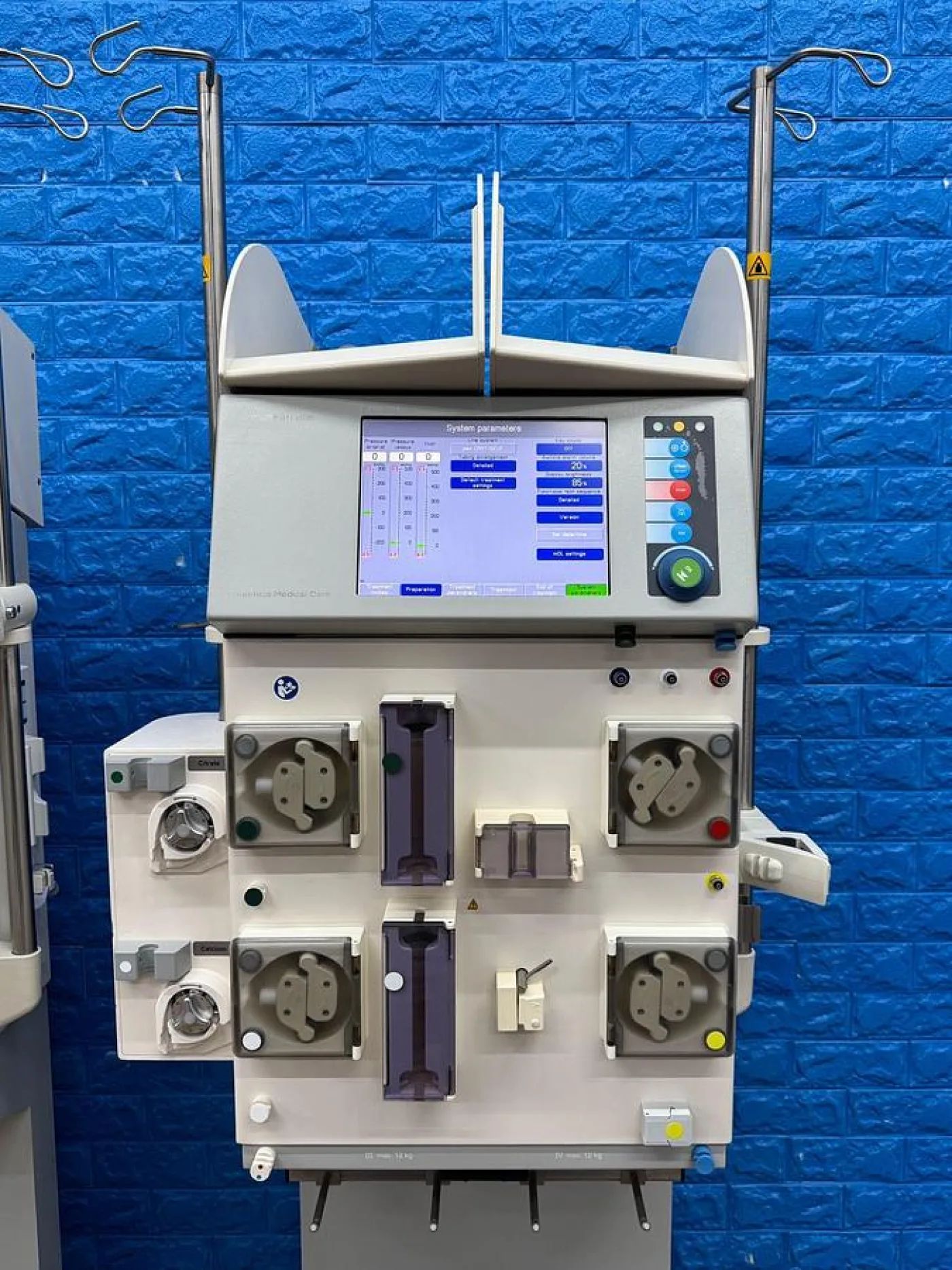 Fresenius MultiFiltrate Dialysis Machine YOM: 2019 - 3
