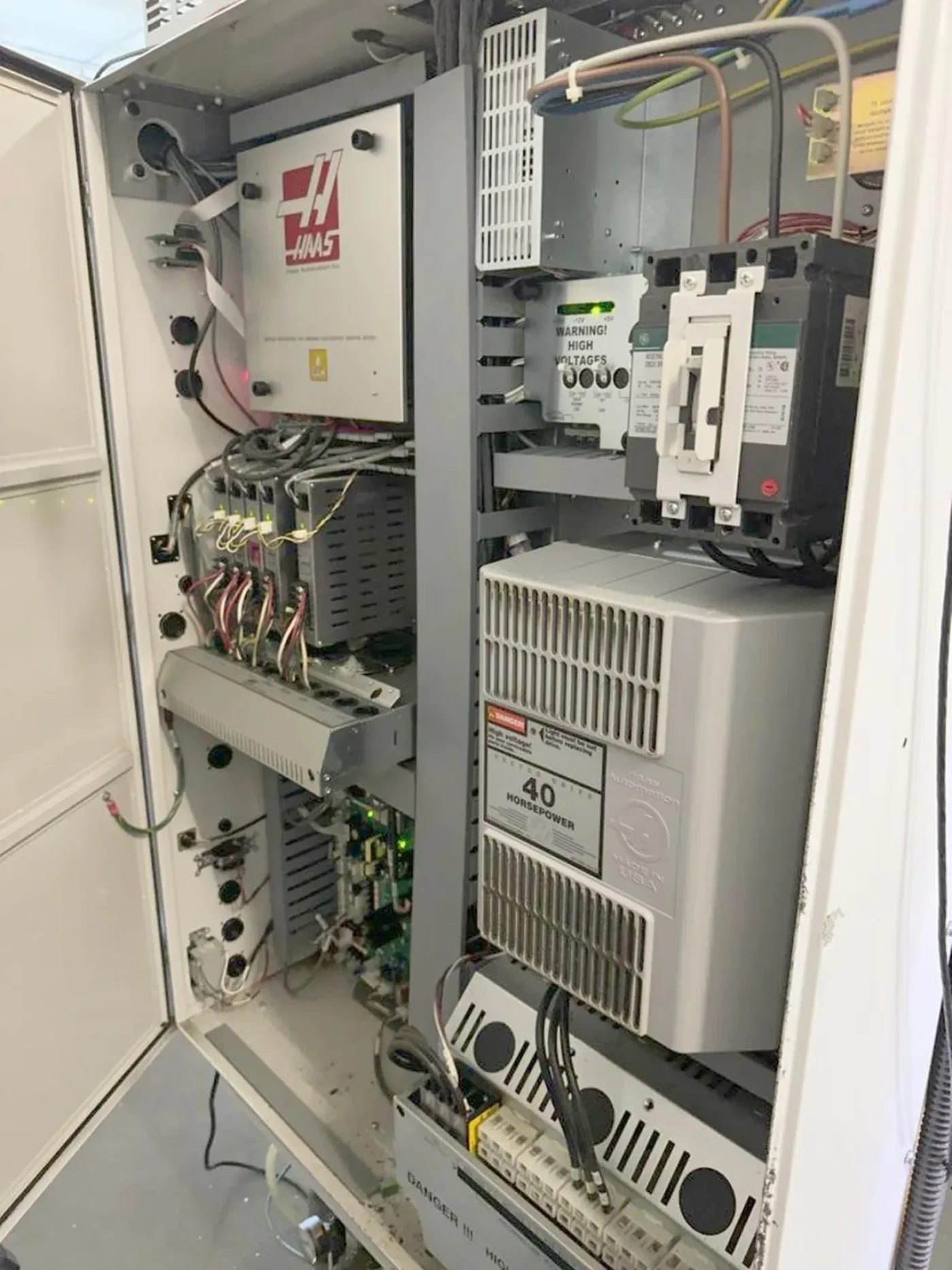 022185 - HAAS VF-2 SSHE - 8