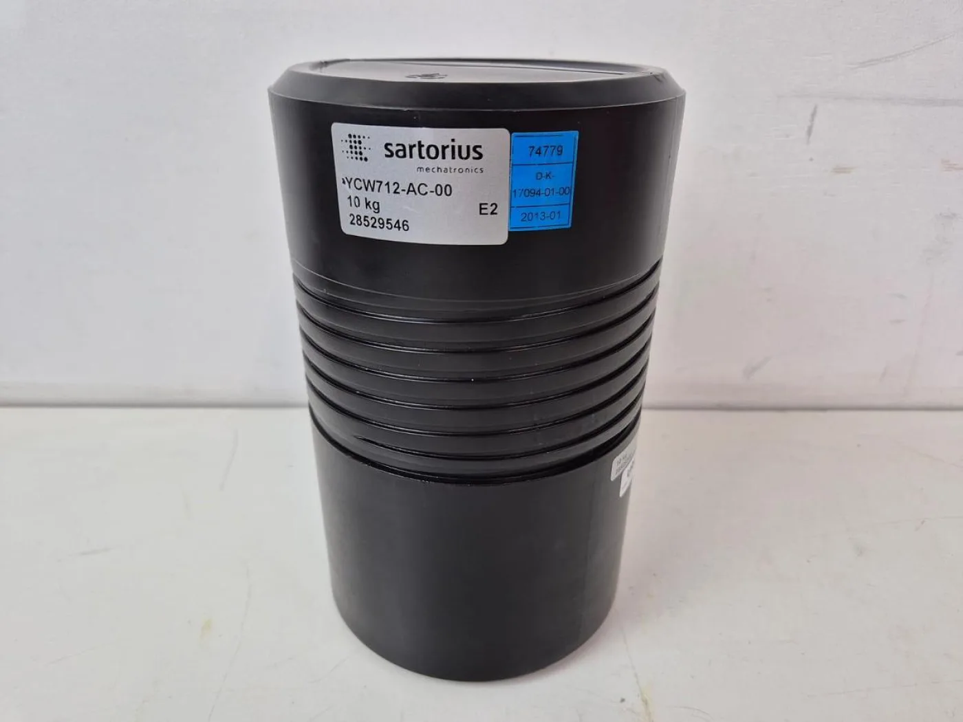 Sartorius F1 10KG Cylindrical Calibration Weight - 4
