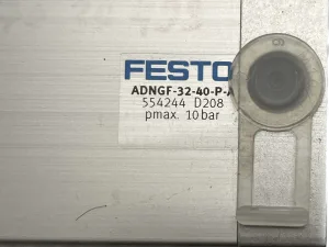 Festo Kompaktzylinder ADNGF-32-40-P-A