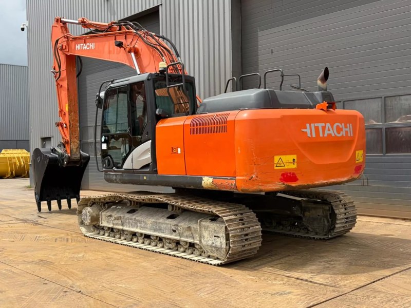 Hitachi ZX210LC-6 New Bucket