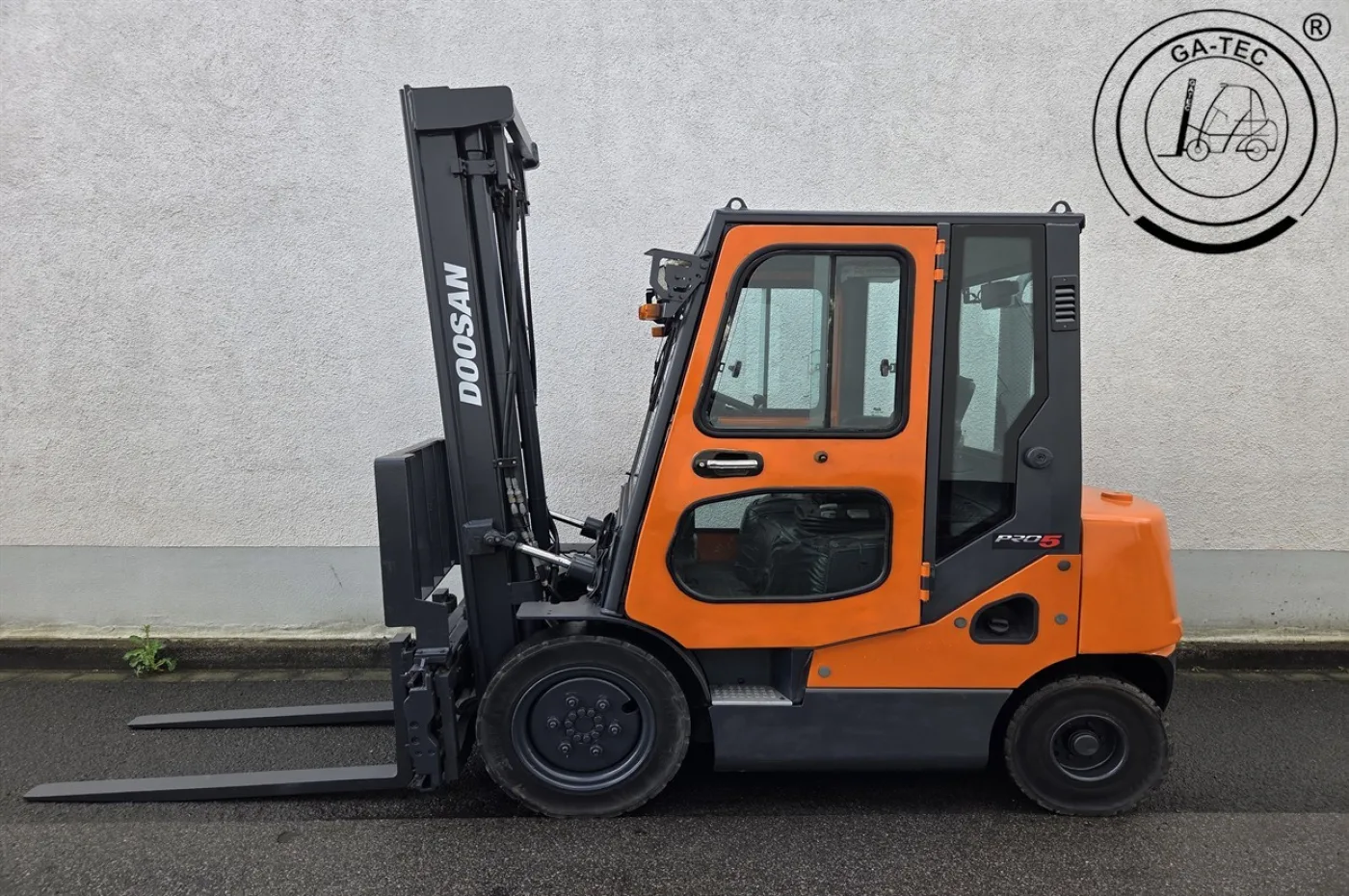 Doosan D25S-5 - 2