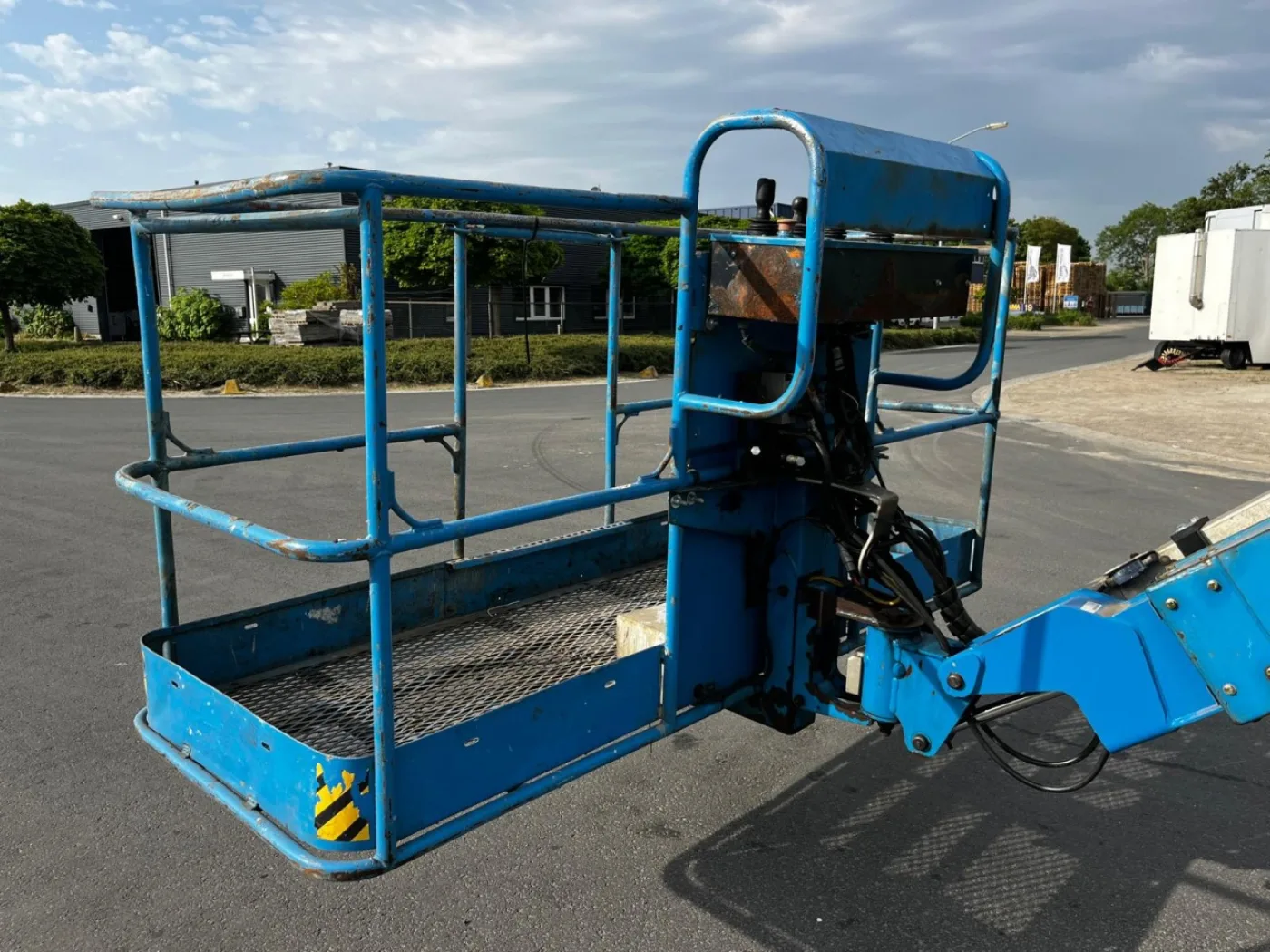 Genie Z-135 - 7
