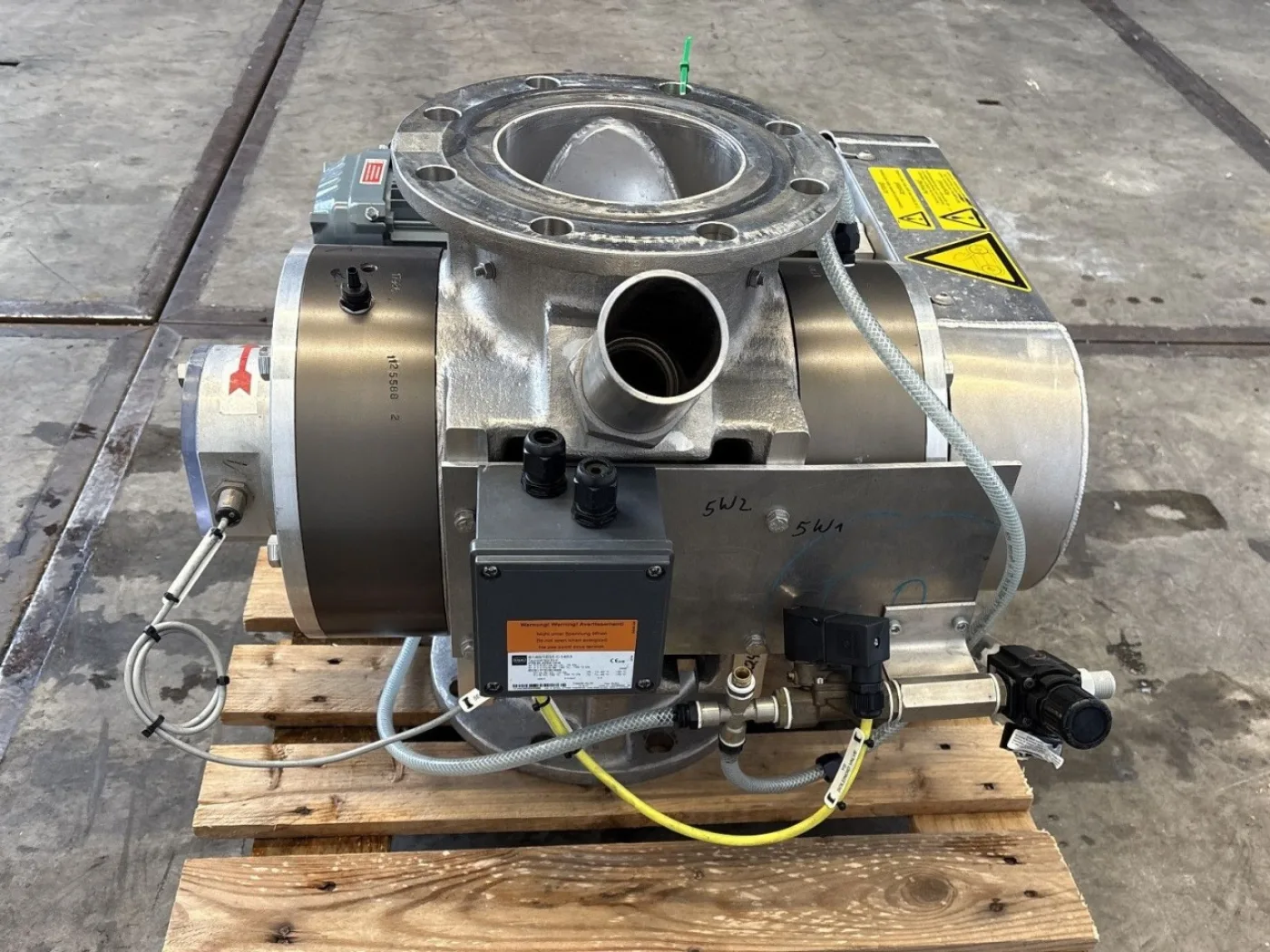 Zeppelin HDS 200/5 SS/SS/AC with silo - Rotating valve - 4