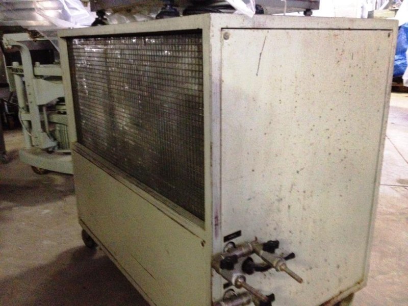 UNITÀ REFRIGERATORE CHILLER – AERNI