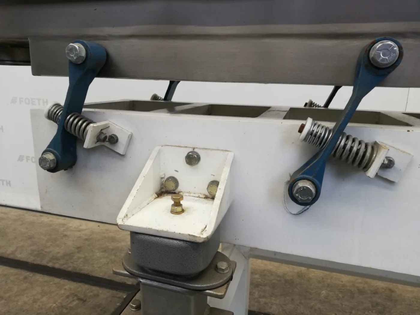 KF Alliance Engineering Ltd. - Vibro feeder - 6