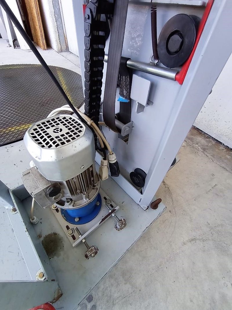 FASCIA PALLET CON TAVOLO ROTANTE – EFFE 3T – MOD. SPINNY S200