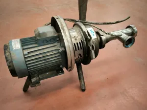 APV 4 KW CENTRIFUGAL PUMP