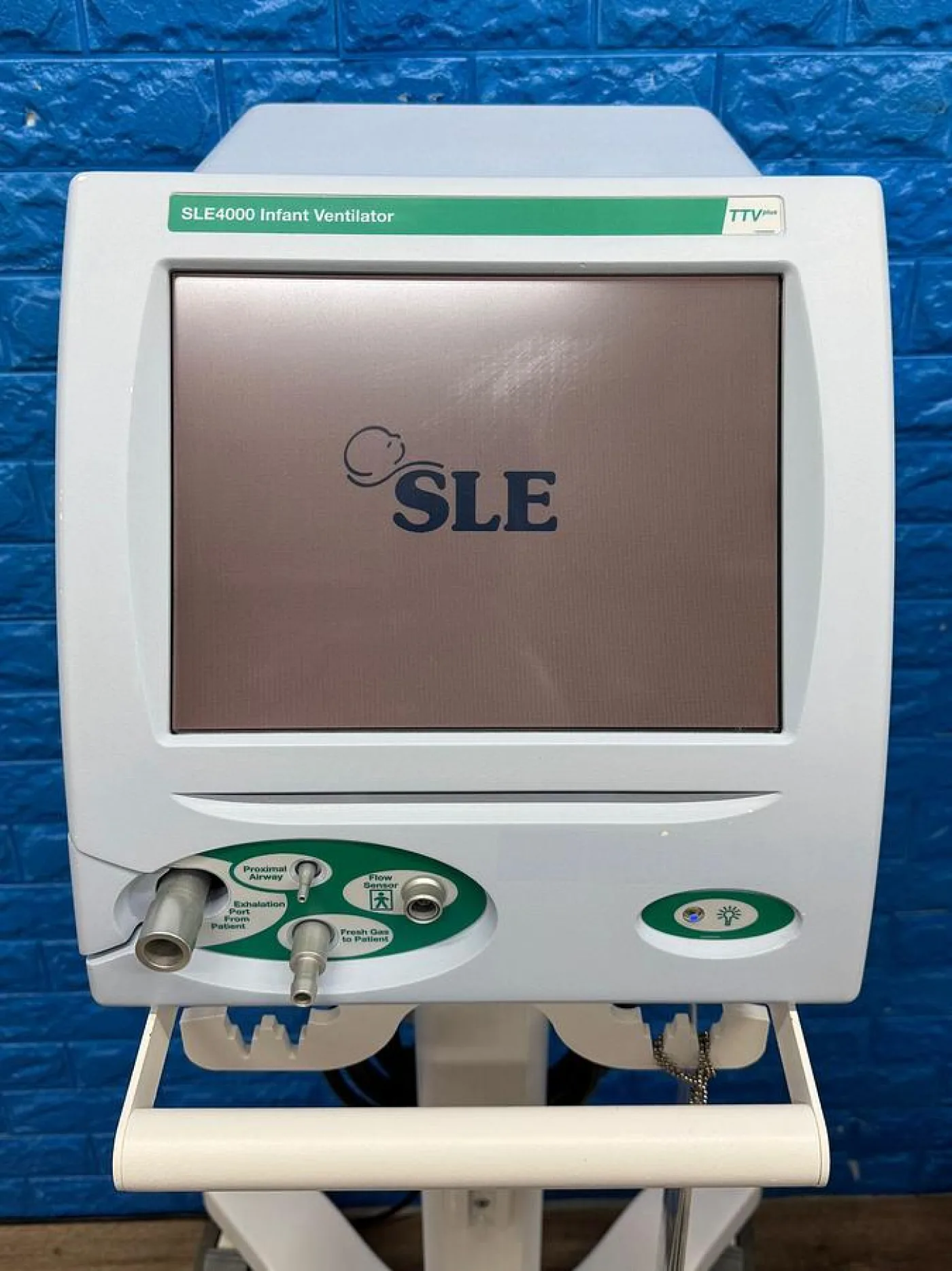 SLE 4000 Infant Ventilator YOM: 2013 - 7