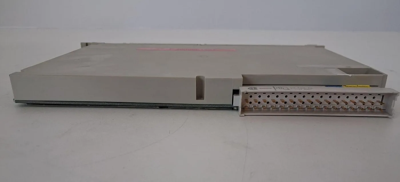 Siemens SIMATIC S5 6ES5 451-4UA13 Digital Output Module - 2