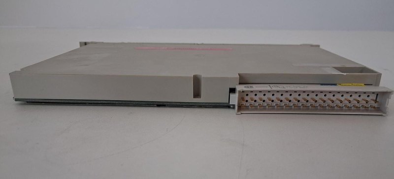Siemens SIMATIC S5 6ES5 451-4UA13 Digital Output Module