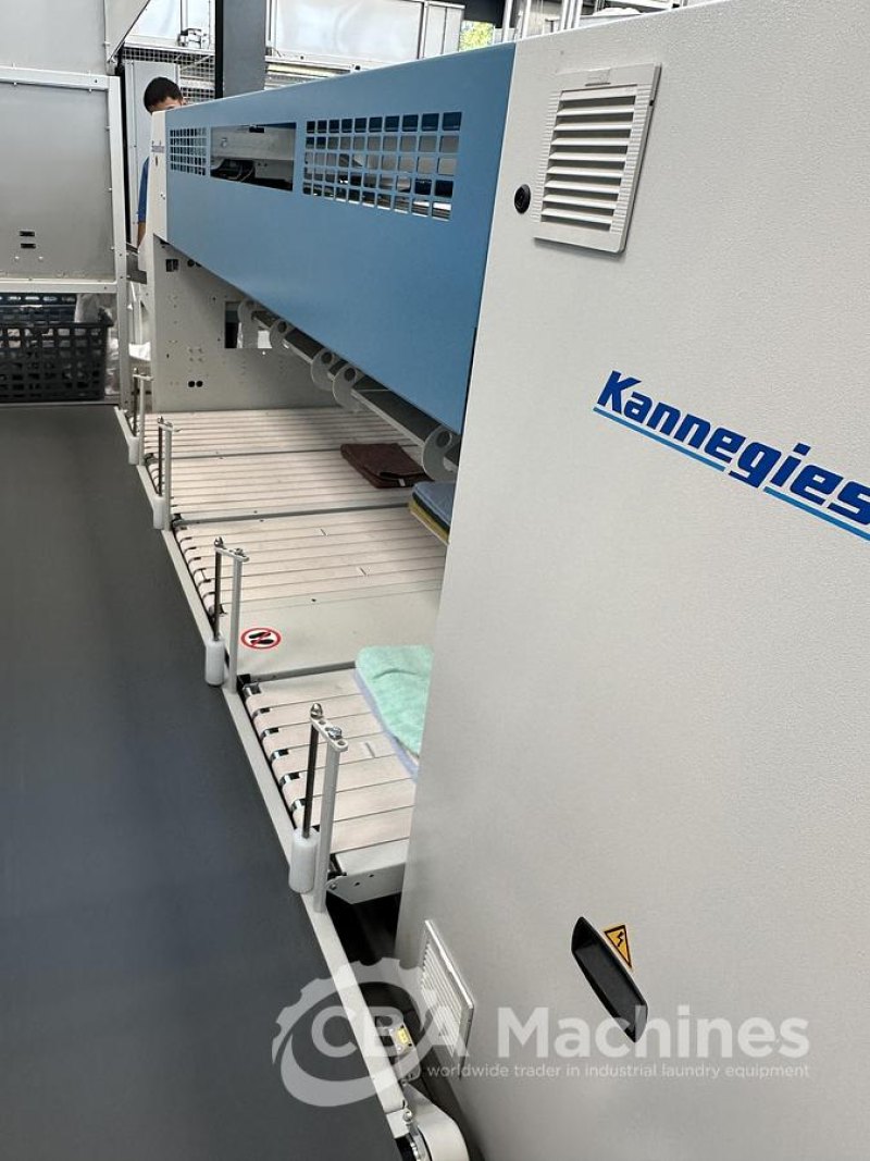 2025 Kannegiesser Towel Folder XFM-S 20-Q-LH & RH DUO (1011-1012)