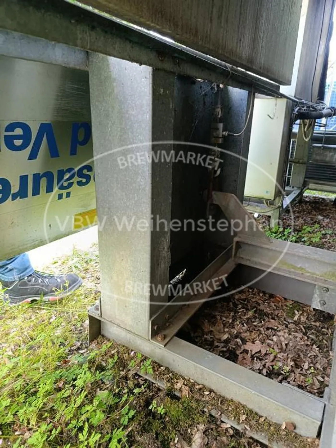 CO2 storage tank - 3