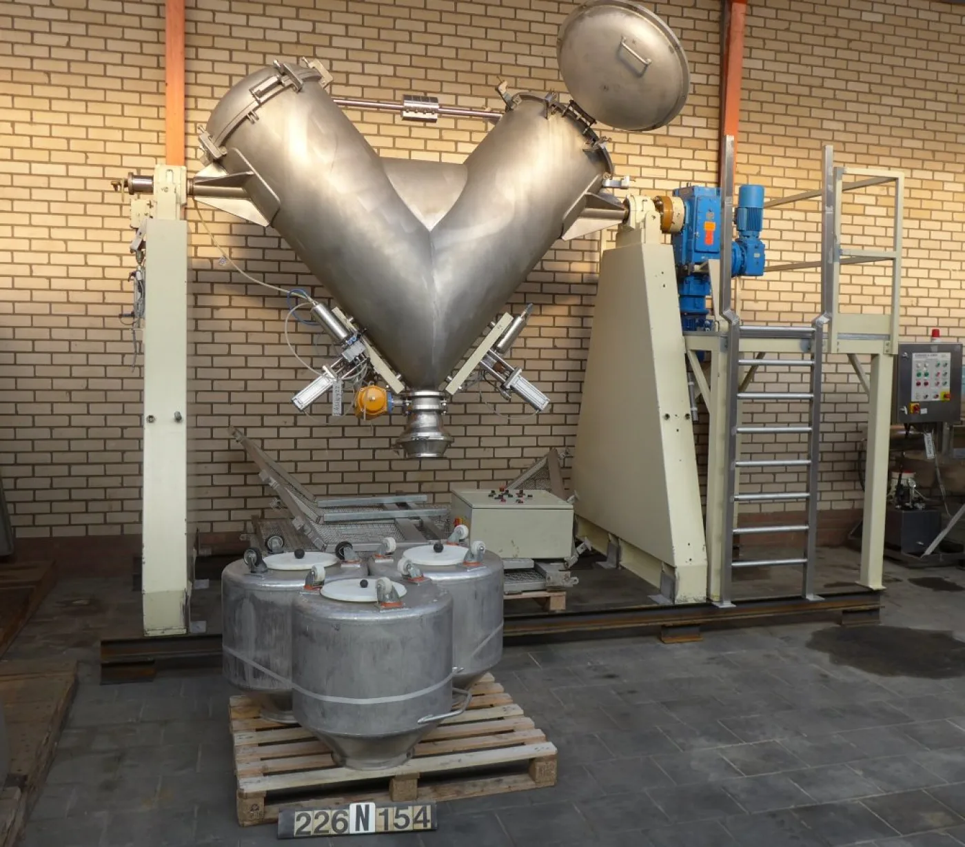 G. Ferrari & Fils - Tumbler mixer - 1