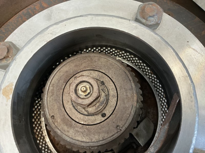 Heesen Boxtel Pellet press - Roll compactor