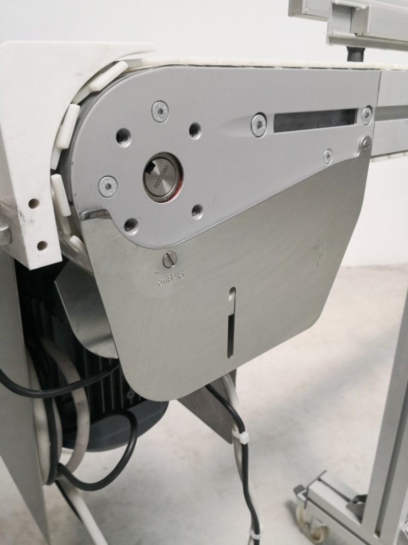 NASTRO TRASPORTATORE A TAPPARELLE MOTORIZZATO – FLEXLINK