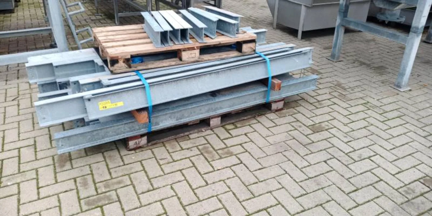 IPE beams and columns - 4