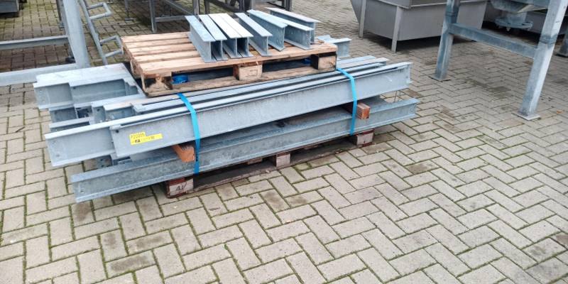 IPE beams and columns