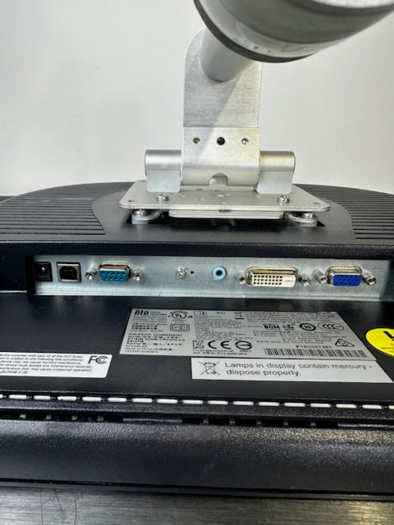 Elo ET1928L-8CWM-1 LCD-Touch-Sreen-Monitor (Optische Mängel)