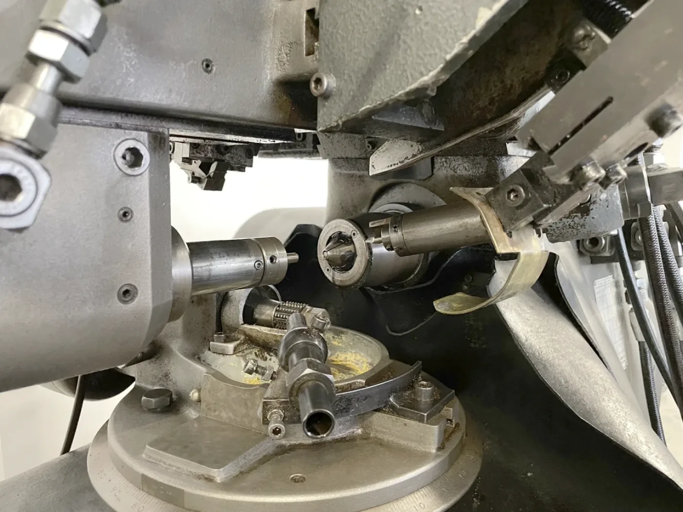 021625 - MIKRON A 102.05 - 3