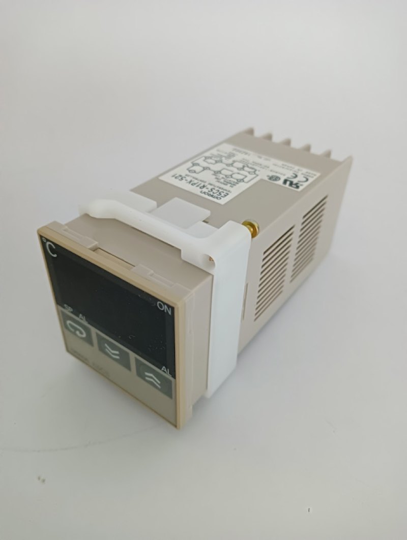 Omron Temperaturregler E5CS-R1PX-521