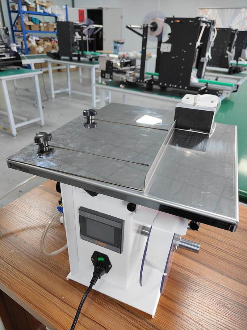 Labeling machine Vertical flat surface