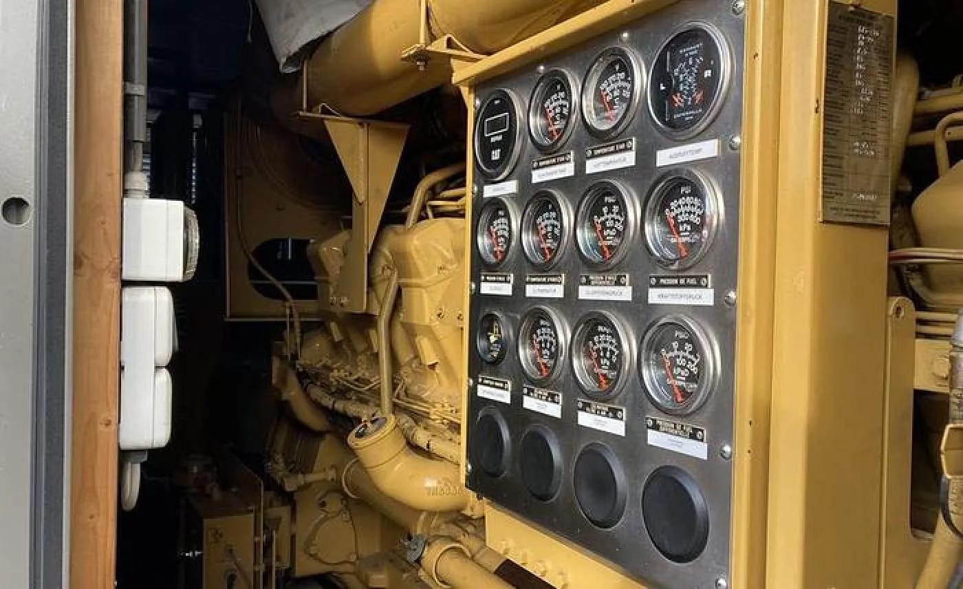 CATERPILLAR D3516B / CAT. SR-4 DIESEL GEN. SET 2000 KVA - 2